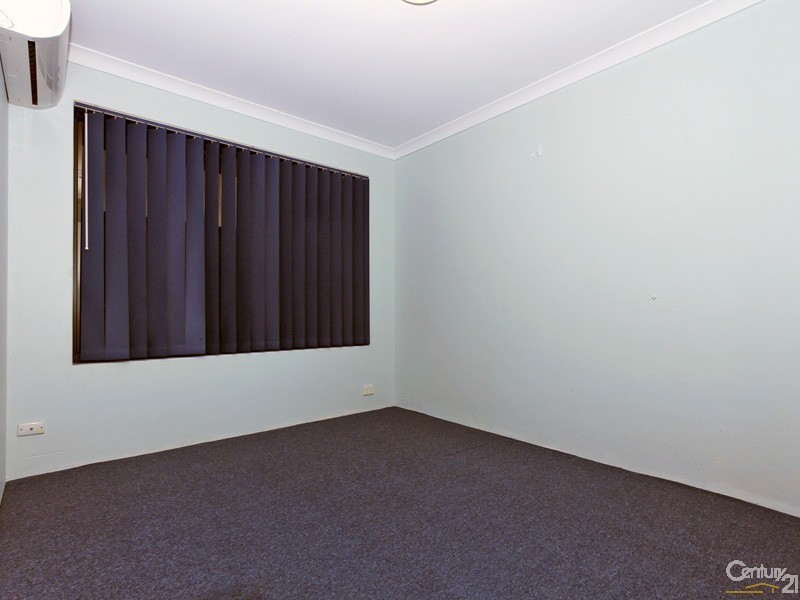 15 Ralphs Street, Seville Grove WA 6112