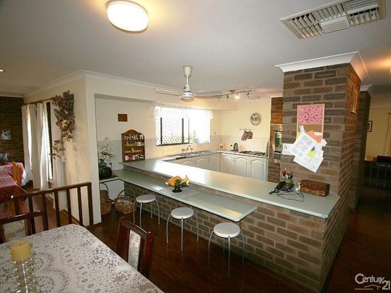 17 Mirria Way, Mount Nasura WA 6112