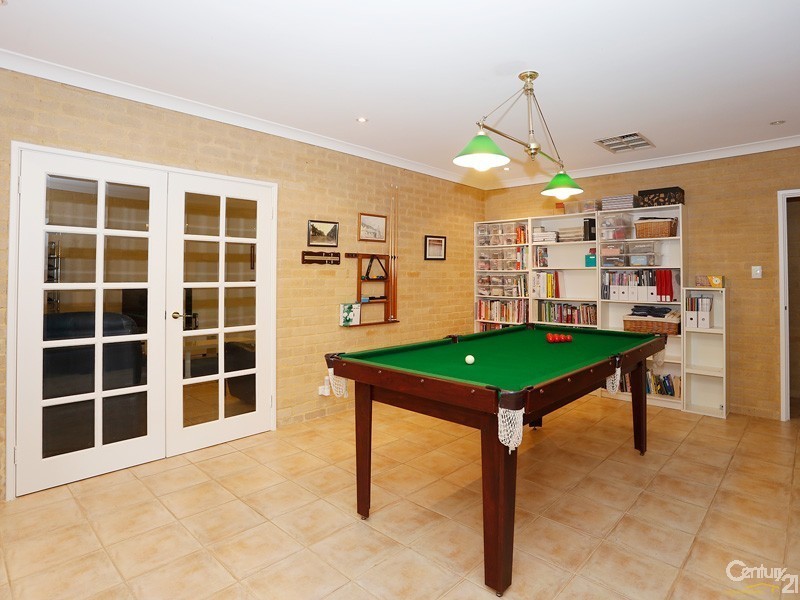 26  Kershaw Gardens, Leeming WA 6149
