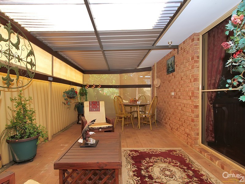 Unit 4/99 Owtram Street, Armadale WA 6112