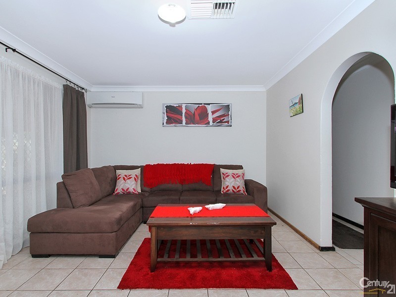 5 Sheriff Place, Armadale WA 6112