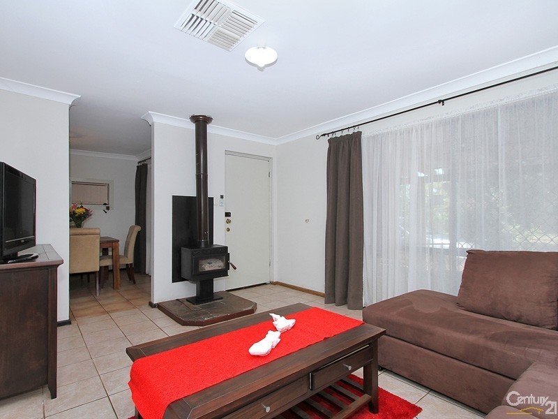 5 Sheriff Place, Armadale WA 6112