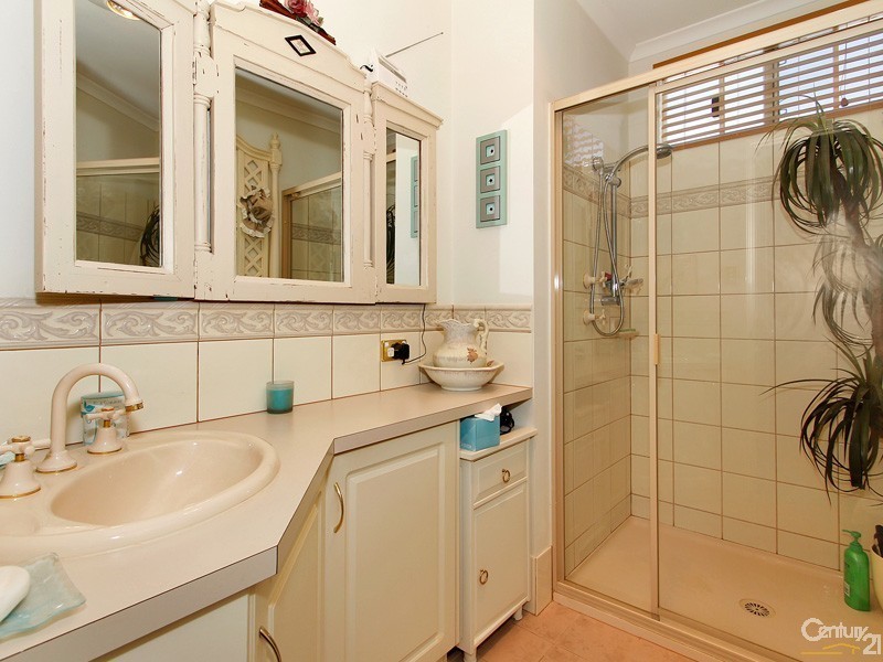 237 270 South Western Highway, Mount Richon WA 6112