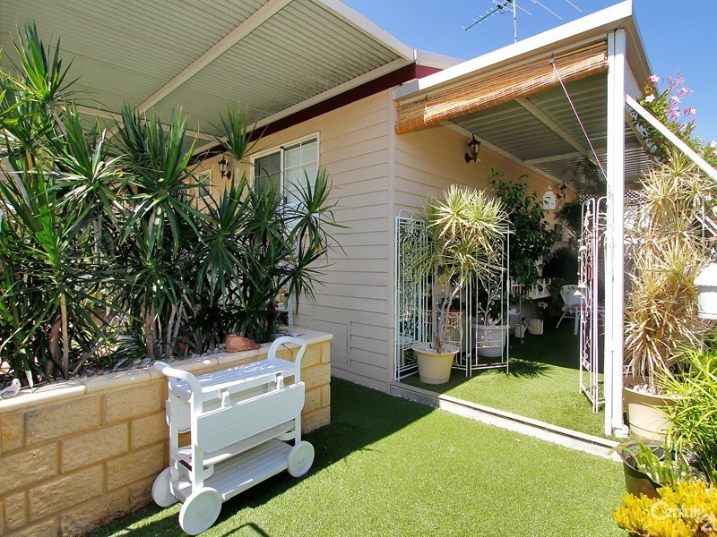 237 270 South Western Highway, Mount Richon WA 6112