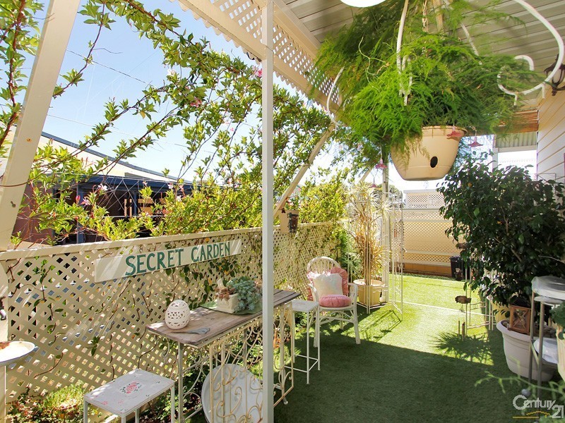 237 270 South Western Highway, Mount Richon WA 6112