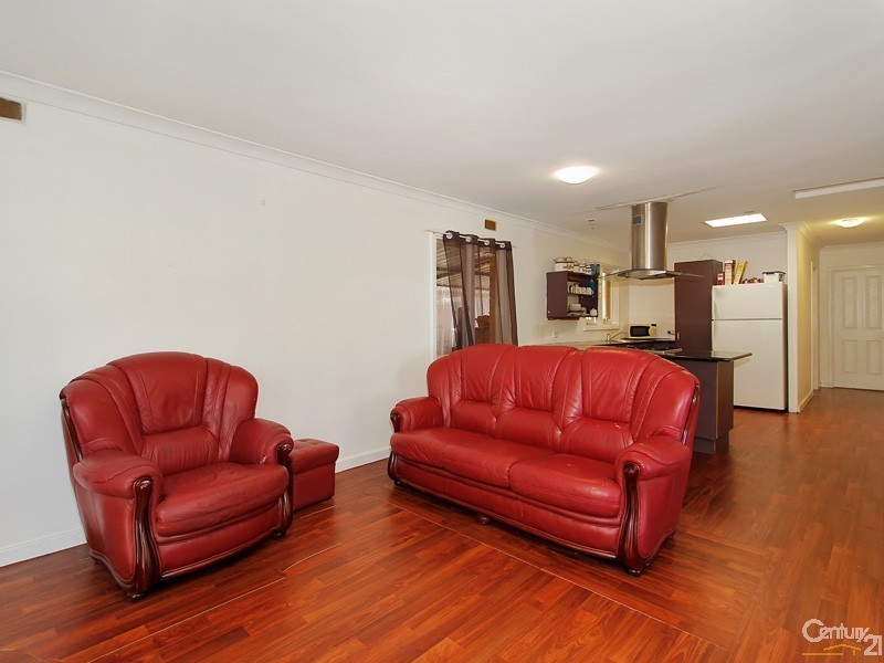 69 Girraween Street, Armadale WA 6112