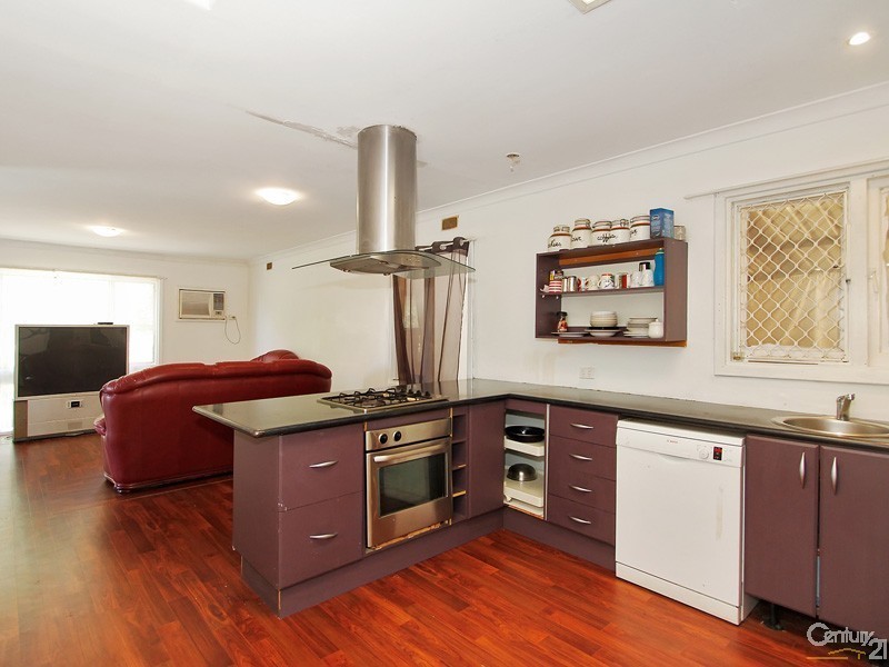 69 Girraween Street, Armadale WA 6112