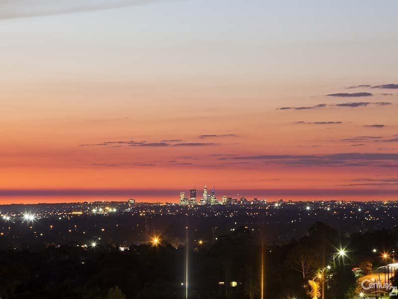 43 Amethyst Crescent, Mount Richon WA 6112