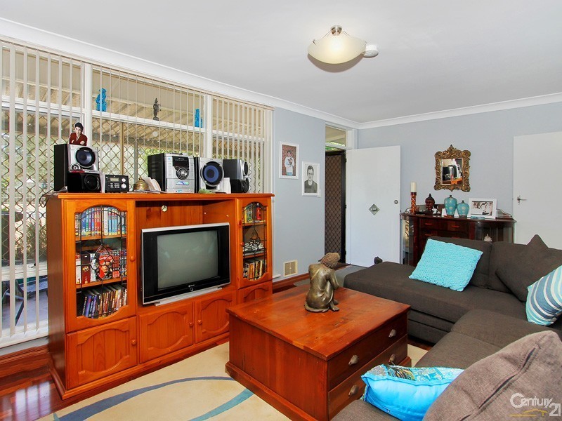 10 McCarthy Street, Armadale WA 6112