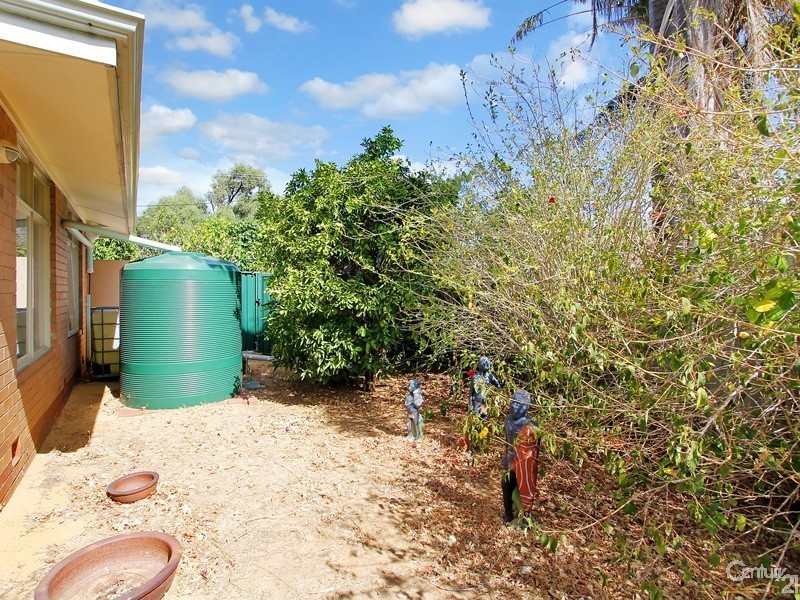 10 McCarthy Street, Armadale WA 6112