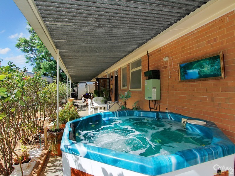 10 McCarthy Street, Armadale WA 6112