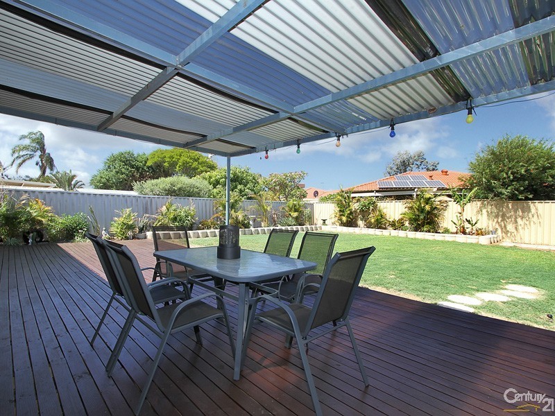 15 Timbarra Street, Armadale WA 6112