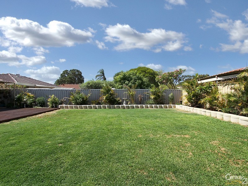 15 Timbarra Street, Armadale WA 6112