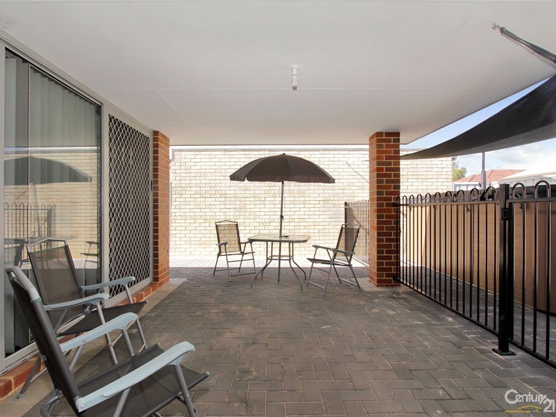 12 Lexar Bend, Shoalwater WA 6169