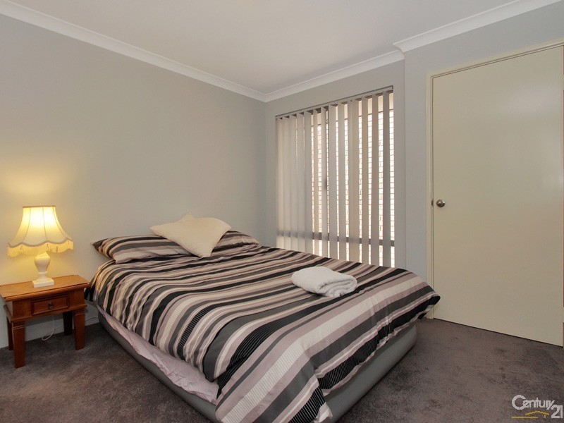 12 Lexar Bend, Shoalwater WA 6169