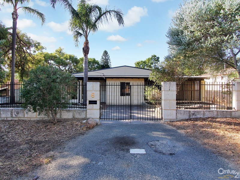 6 Penjan Place, Kelmscott WA 6111