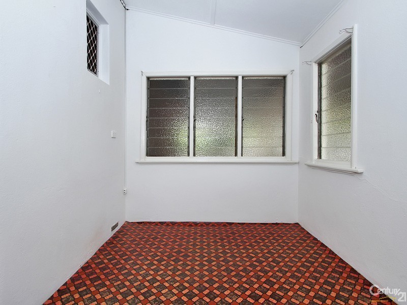 90 South Western Highway, Mount Richon WA 6112