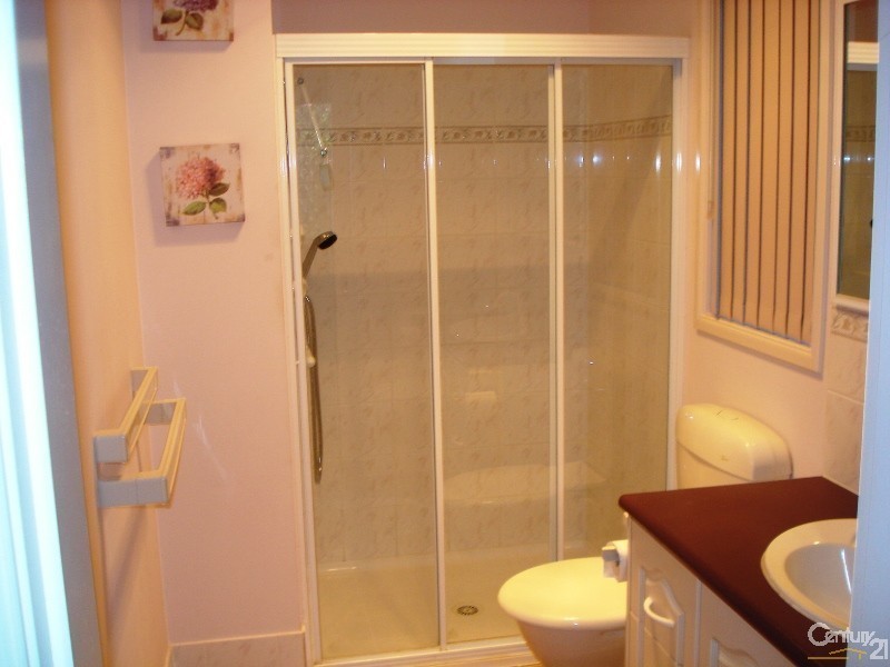 215/270 South Western Highway, Mount Richon WA 6112