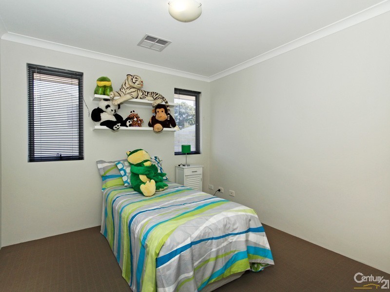 Unit 2  21 Cronin Place, Armadale WA 6112
