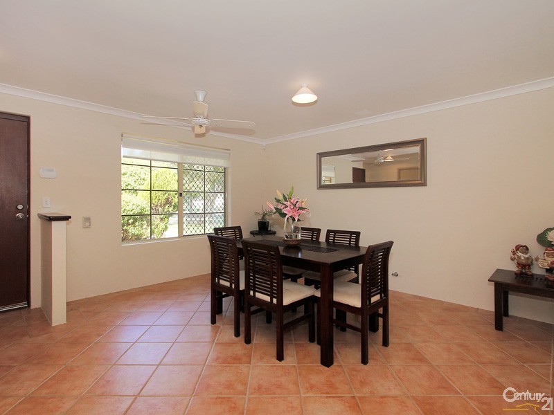 9 Avebury Court, Maddington WA 6109