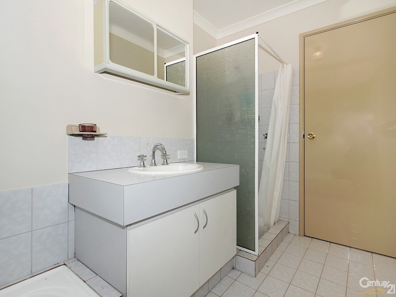 9 Avebury Court, Maddington WA 6109