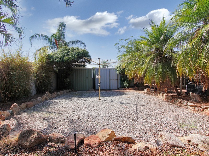 9 Avebury Court, Maddington WA 6109