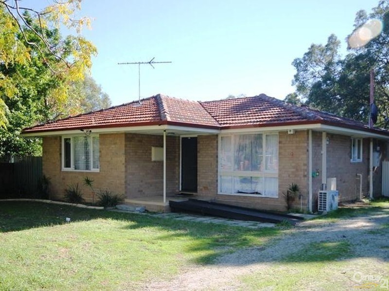 12 Tarrawan Road, Armadale WA 6112