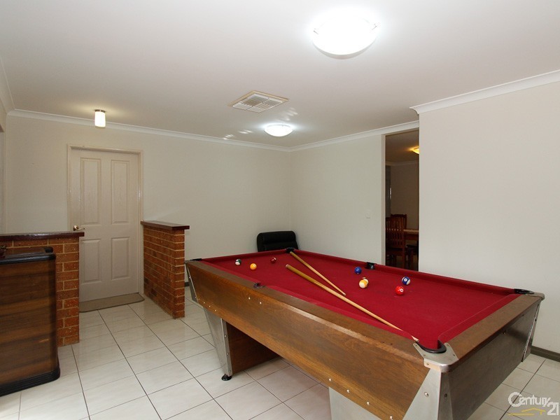 2 Firetail Court, Seville Grove WA 6112