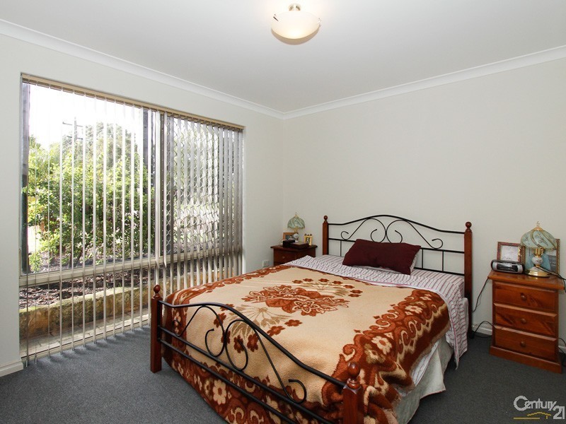 2 Firetail Court, Seville Grove WA 6112