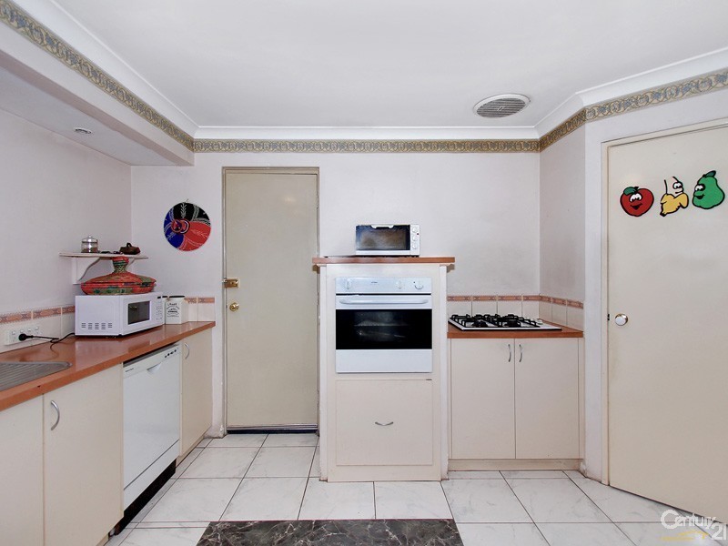10 Bark Circle, Kenwick WA 6107