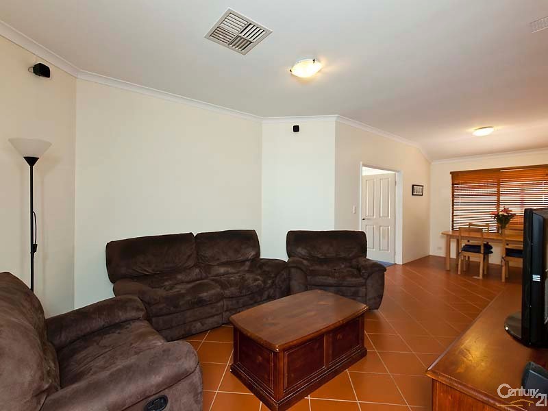 7 Bolger Gardens, Kelmscott WA 6111