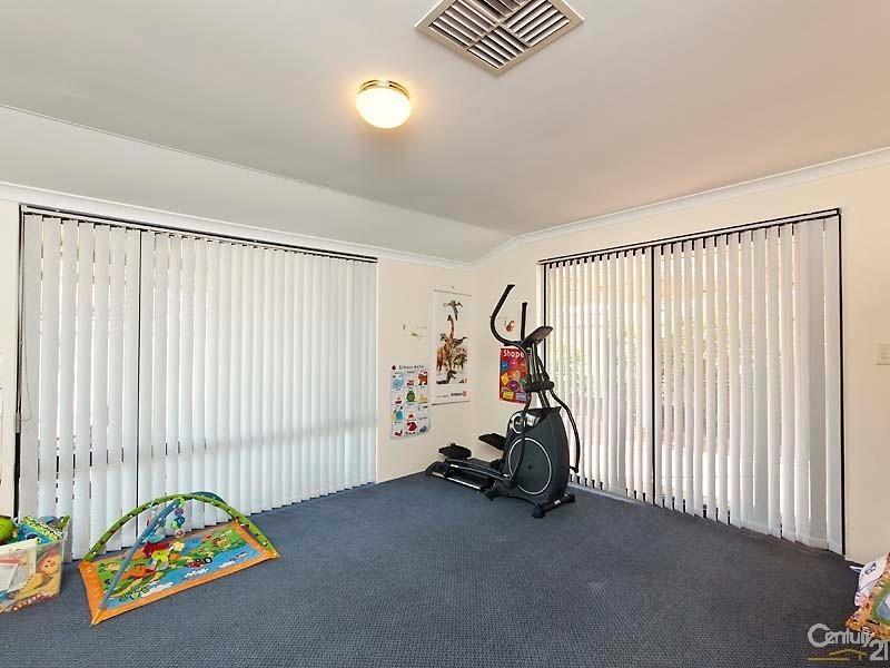 7 Bolger Gardens, Kelmscott WA 6111