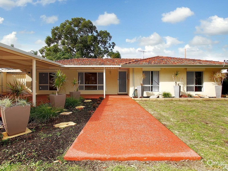 17 Barellan Court, Armadale WA 6112