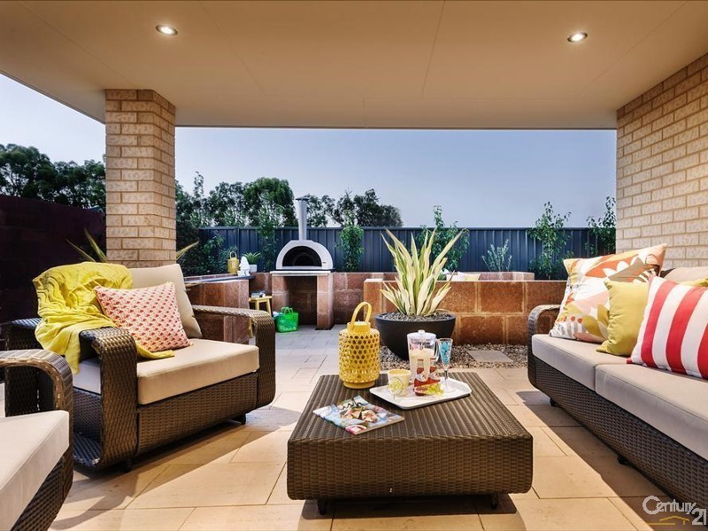 1 Jindabyne Street, Hilbert WA 6112