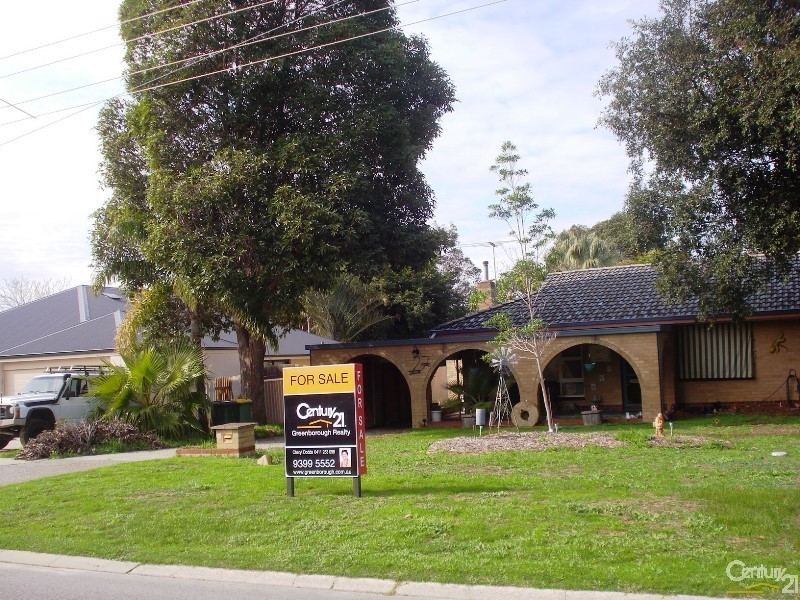 27  Tia Avenue, High Wycombe WA 6057