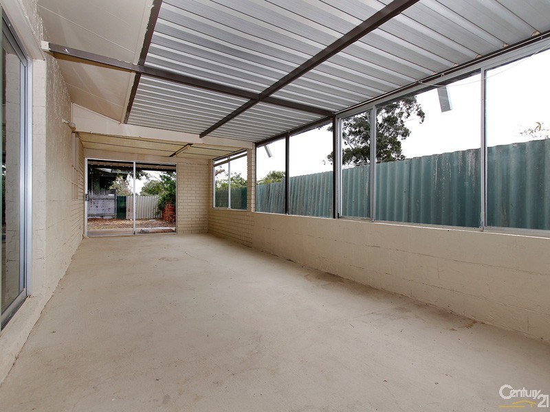 17 Glenhurst Court, Camillo WA 6111