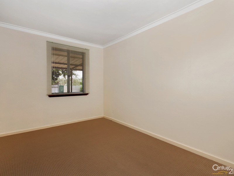 17 Glenhurst Court, Camillo WA 6111