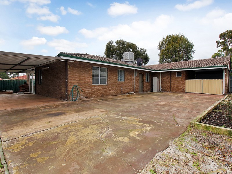 17 Glenhurst Court, Camillo WA 6111