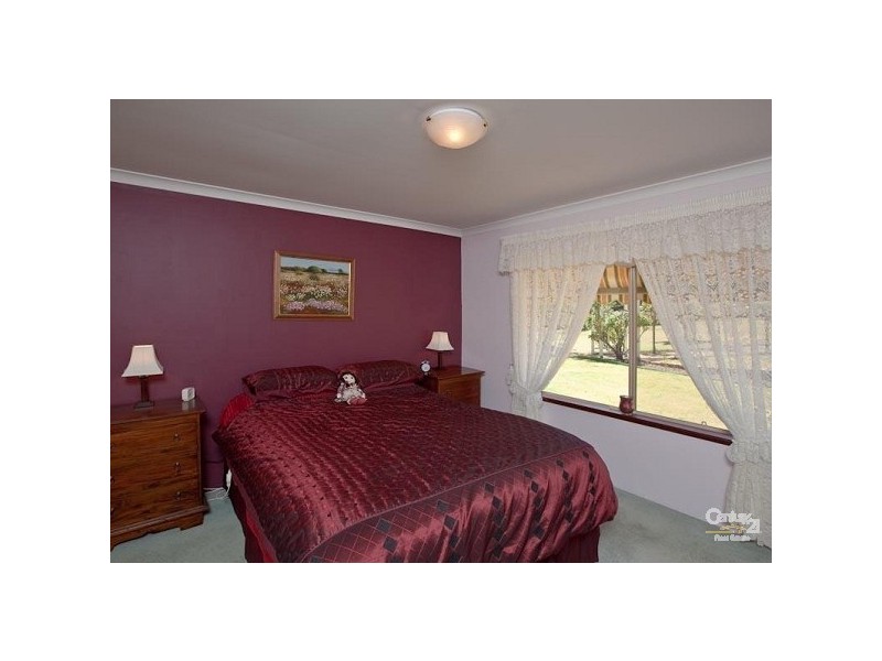 105 Burrows Retreat, Mount Richon WA 6112