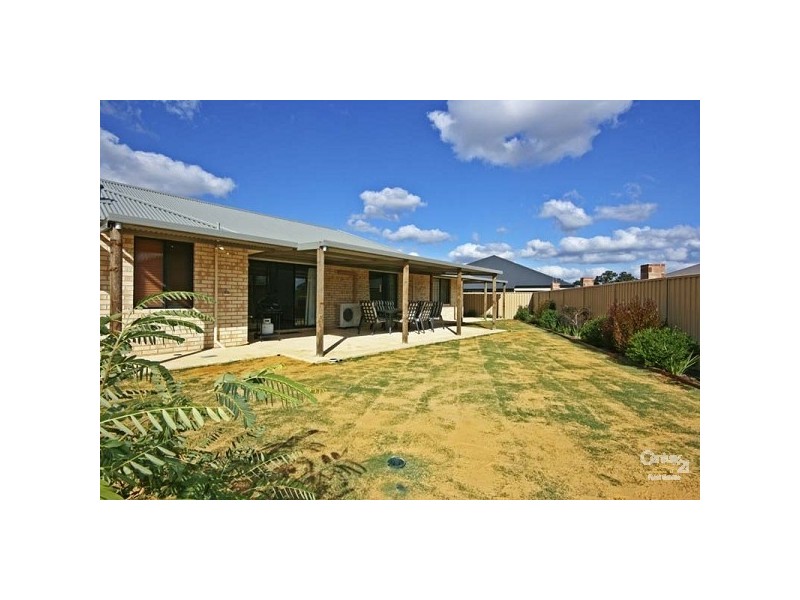 53 Pomera Drive, Byford WA 6122