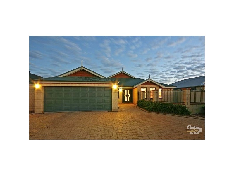 6 Zaragoza Court, Seville Grove WA 6112