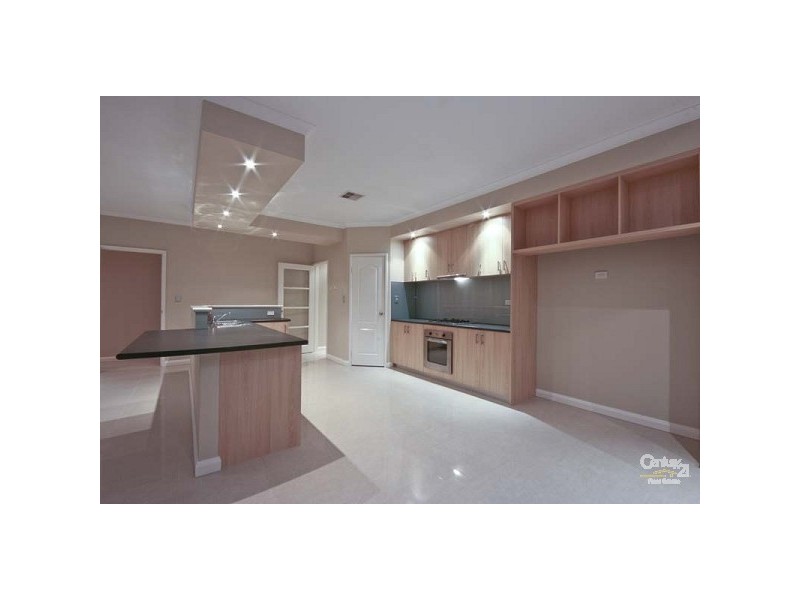 6 Zaragoza Court, Seville Grove WA 6112