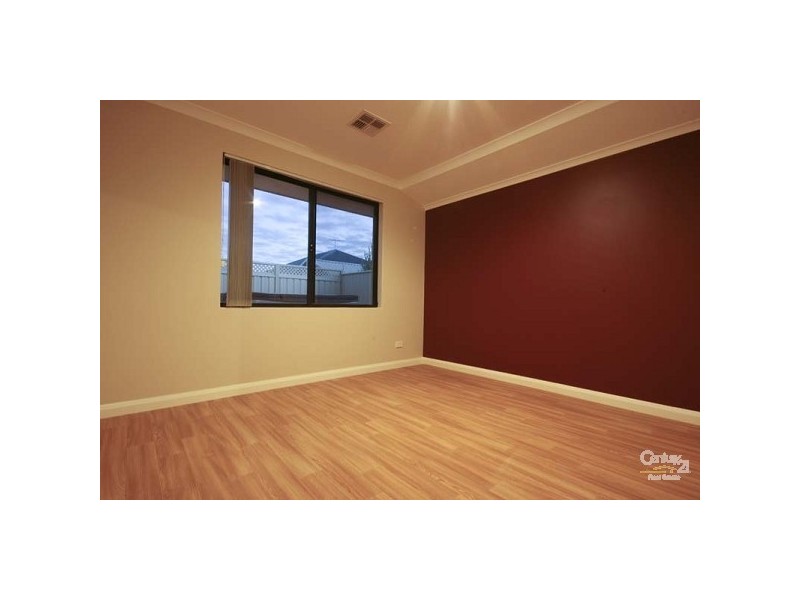 6 Zaragoza Court, Seville Grove WA 6112