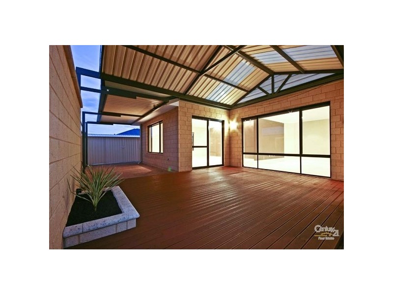 6 Zaragoza Court, Seville Grove WA 6112