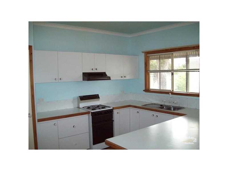 37 Braemore, Seville Grove WA 6112