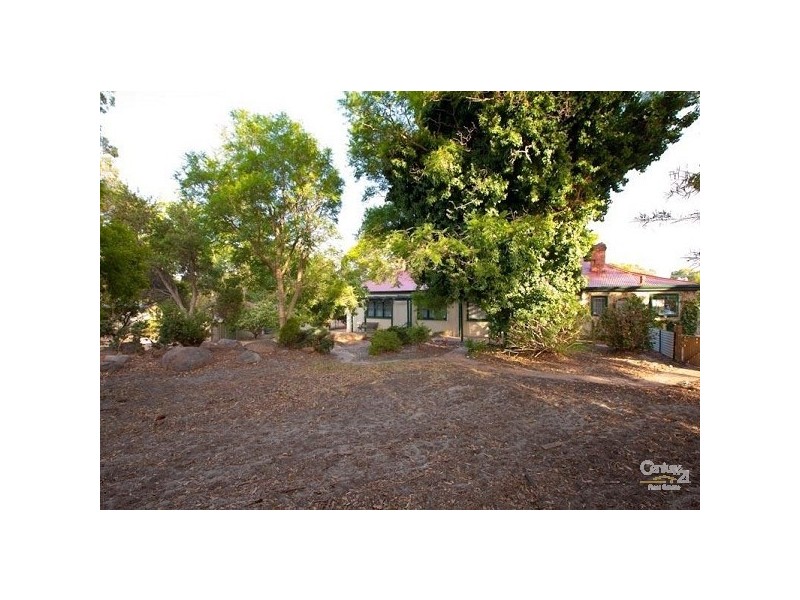 21 Ottoway Street, Kelmscott WA 6111