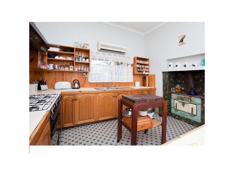 21 Ottoway Street, Kelmscott WA 6111