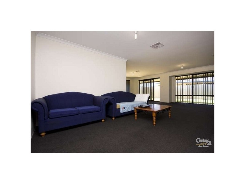 31 Jonquil Loop, Seville Grove WA 6112