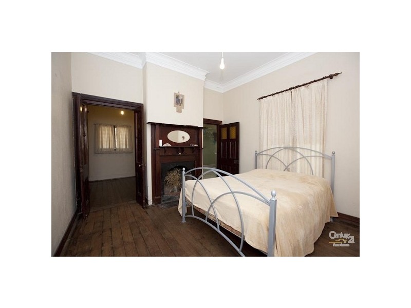 21 Ottoway Street, Kelmscott WA 6111