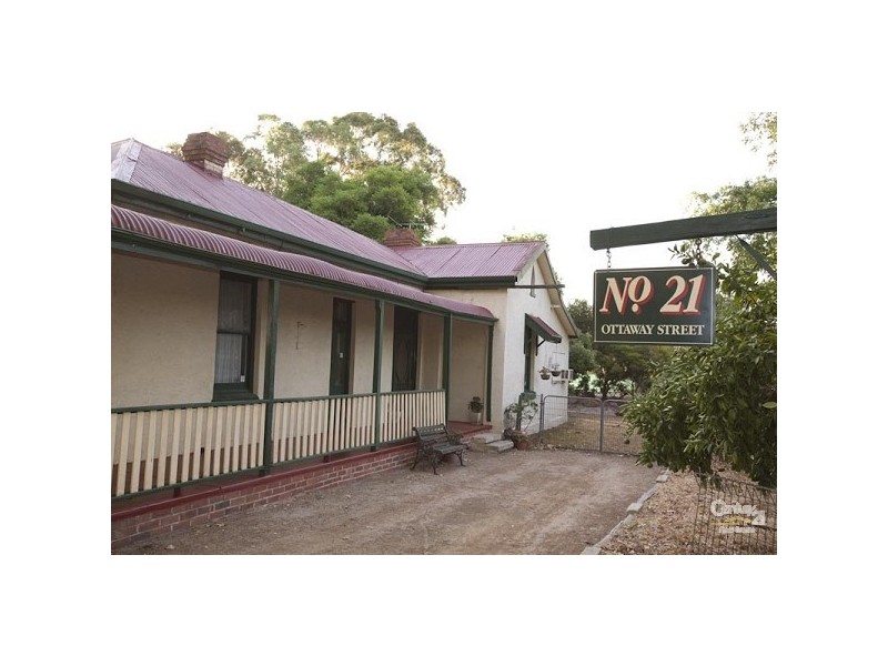 21 Ottoway Street, Kelmscott WA 6111